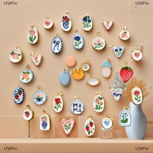 [COD] LFjAFvc จี้ DIY รูปผีเสื้อสีตัดกับดอกไม้ประดับแบบ DIY ที่เรียบง่ายและหลากหลายการเก็บรักษาสีชุบทอง