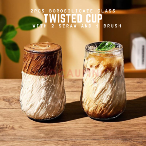 2 Pieces Borosilicate Glass Twisted Drinking Cup with 2 Straw and 1 Brush Textured Glassware Hot and Cold Resistant Mug