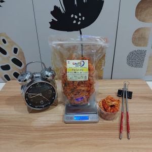 Snack Time Mie Gulung Pedas Daun Jeruk 250 Gram