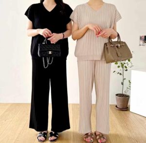 Casual Fashion  High Quality Knitted Loose Batwing  V neck Top and Maxi Trouser Pants 2in1 Set Coordinates Terno   - XS to Large - classy and elegant - timeless clothes - casual or party clothes - classic top - super kapal ng tela - hindi kayo magsisi - o