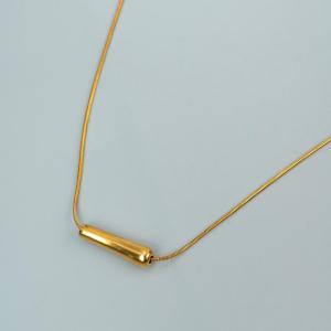 HB Jewelry LINEI Bone Pendant Chain Necklace for Women Non Tarnish Hypoallergenic Non Fading Elegant Minimalist Everyday Wear Fashion Jewelry Lightweight Necklace