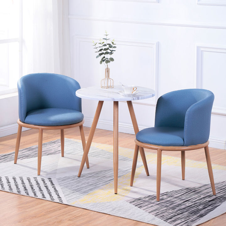 Small table best sale chair for bedroom