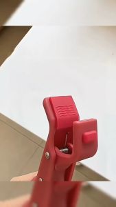 Nurm Multi-Purpose Anti-Scald Bowl Holder Clip Heat Resistant Non-slip Dish Pan Clip Tong Plate Clamp