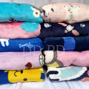 พร้อมส่ง ผ้าห่มนาโน พร้อมกระเป๋าซิป ผ้าห่ม มี2ขนาด