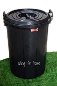 ถังน้ำ พร้อมฝา ตรางูเห่า 12 GL ( 40 ลิตร ) ถังสารพัดประโยชน์ พร้อมฝาปิด อย่างหนา มีหูล็อกฝาได้