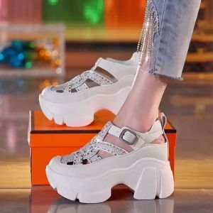 รองเท้ากีฬาออกกําลังกายรองเท้าลําลองรองเท้าผ้าใบโรมันของผู้หญิงฤดูร้อนรองเท้าแตะกีฬาโรมัน