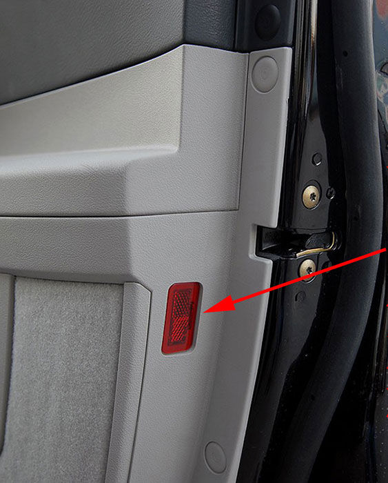 2pcs For Chrysler 300C Door Reflector Interior Panel Light Reflective