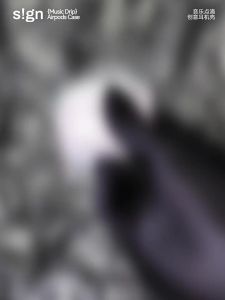 ช่วงเวลาดนตรี   กระเป๋าหูฟังแบบหยด   เหมาะสำหรับ Airpods4  กล่องหูฟังสร้างสรรค์   ซิลิโคนเหลว   ใช้บังคับ AirPodspro3  โปร่งใสสูง   เคสนิ่ม   เคสกันกระแทก