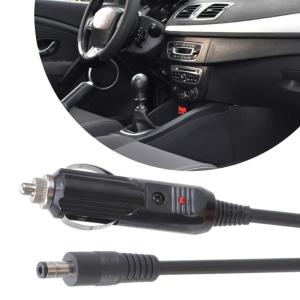 5.5Mm X 2.5Mm Xe Nhẹ Hơn Mở Rộng Cáp bộ chuyển đổi nguồn điện Với LED Cho Xe Xe Tải Xe Buýt sạc trên xe Cáp