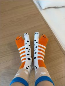 ถุงเท้าเข้ารูป มัลติฟังก์ชั่น ถุงน่อง ทนทาน การออกแบบที่เป็นเอกลักษณ์ บ้าน นิ้วเท้าแยก พอดีกับเท้าของคุณ