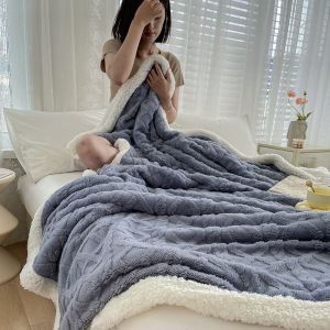 [ Can be spread or covered ] Taffeta Lamb Wool Blanket Double-Sided Fleece Throw Blanket Double-Layer Thickened Warm Air Conditioning Blanket LZD