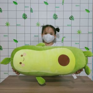 GỐI ÔM NGỦ LOẠI DÀI HÌNH TRÁI BƠ VẢI MINISO MỀM MỊN AN TOÀN CHO BÉ