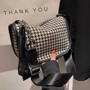 BEST SELLER TAS SELEMPANG WANITAA IMPORT FASHION /TAS BAHU WANITA KEKINIAN VIRAL/SLINGBAG/TAS BAHU