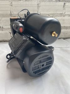 Máy Bơm Tăng Áp Điện Tử 250W – Dùng Nước nóng lạnh được