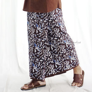 Sarung Kanjeng Sarung Batik Motif Kupu Sumebar Series Limited