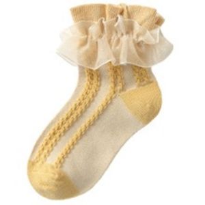 Kaos kaki anak cewek renda import bahan katun lembut dan elastis 1-9 tahun/kaos kaki bunga renda