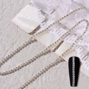 Đá dây đính móng siêu sáng đẹp dài 1 mét