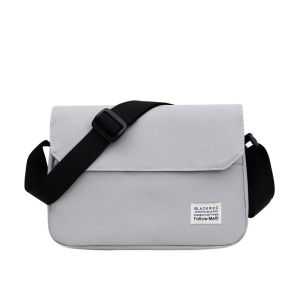 คุณภาพดี กระเป๋าสะพายข้าง กันน้ำได้ สายปรับได้ตามความต้องการ