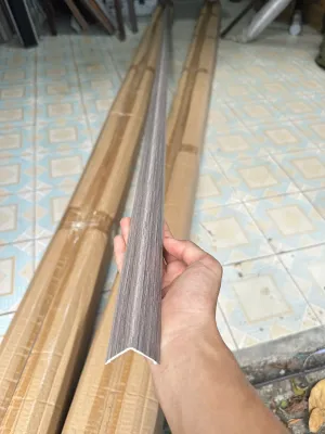 1 met Nẹp nhựa V - nẹp nhựa chữ V - Nẹp V nhựa - Nẹp góc nhựa - Nẹp bo góc nhựa - Nẹp trang trí
