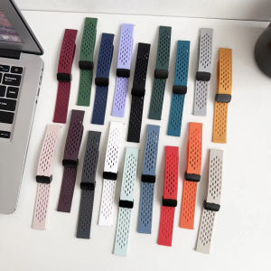 Silicone Strap For Suunto Race 2 Vertical 2 Strap Magnetic Buckle Band For Suunto 9 Peak 9 Peak Pro 5 Peak Race S Smart Watch Band Soft Rubber Bracelet