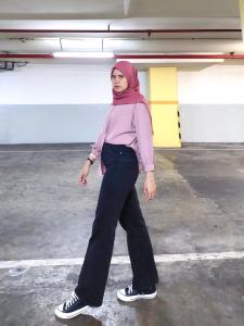 YR.Jeansofficial-loose jeans hitam 003-celana panjang jeans wanita-ternyaman 24 jam