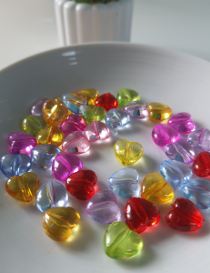100 pcs Cute chubby heart beads mix transparent colors size 10 mm x hole 2 mm