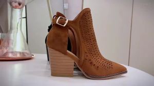 Plus Size Rhinestone Pointed Toe WomenS Shoes 2025 New Autumn Slip-On Suede Shallow Flat Loafers