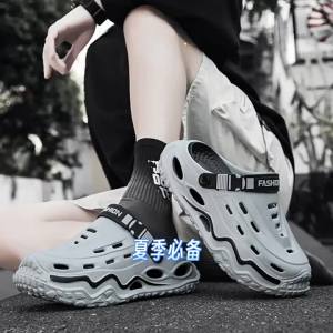 MenS Perforated Sandals For Outdoor Wear New Summer Model Water-Resistant And Stream-Wading Shoes Thick-Soled Breathable Beach Sports Closed-Toe Sandals For Men