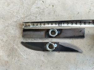 Bộ dao băm bèo làm bằng thép gồm có 4 chi tiết