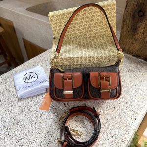 Túi xách tay và đeo chéo nữ M CÓ HỘP size : 23cm*5cm*11cm