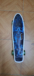 Ván Trượt Nhựa Ván Trượt Nhựa Bánh Xe Phát Sáng Có Đèn LED Có Tay Cầm Kiểu Dáng Mới  nhiều hình và màu sắc