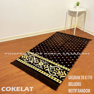 SAJADAH BELUDRU VELUR TERBARU/UKURAN DEWASA BESAR 70X110/SOUVENIR/BINGKISAN/OLEH OLEH HAJI UMRAHSAJADAH MURAH GROSIR