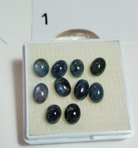 1พลอยแซฟไฟร์แท้ทรงหลังเบี้ยพร้อมส่งยกกล่อง