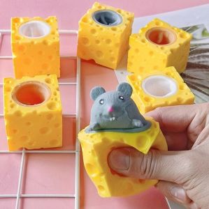 Mainan Penghilang Stress Squishy Pop Up Squirrel / Mainan Anak Silikon Tikus Keju Lucu Remasan Squishy Tikus