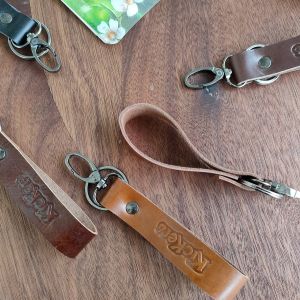 Gantungan Kunci Kulit Motor & Rumah GK102