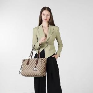 MKF Womens Bag 2023 Trendy tote bag shoulder bag large-capacity bag mommy bag versatile retro style new model