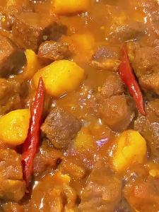 24cm Green Enamel Pot Dutch Oven Stew Pot Ceramic Saucepan suitable for Induction & Gas Stove & Oven