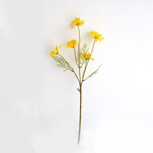 Bunga Palsu Plastik Small Daisy 5 Head Chamomile Artificial Flower Photo Props