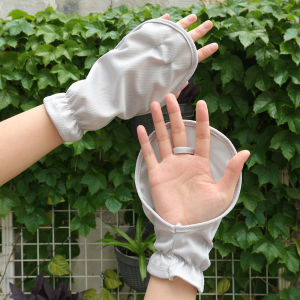 Outdoor Cycling  Ice Silk Gloves Driving Running UV Protection Sunscreen Gloves Loose Breathable Quick-Drying Non Slip  Gloves