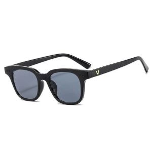 GU Kacamata Hitam Korea Fashion Kecil Permen Warna Kacamata Wanita Pria Fashion Small Candy Color Sunglasses K34 2012