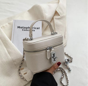 Túi cốp da mềm túi đeo chéo xách tay đi chơi đi tiệc sang chảnh hoạ tiết khoá dao lam cá tính Thanhthushop68 834