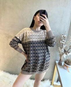 Atasan Rajut Imnport Over Size Motif Kotak Kecil Realpic Terbaru Kekinian