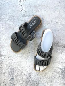 GREAT-A171 รองเท้าไซส์ใหญ่ รองเท้าแฟชั่นไซส์ใหญ่ รองเท้าแตะไซส์ใหญ่ รองเท้าผู้หญิงไซส์ใหญ่ สินค้าไทยเราผลิตเอง มีหลากหลายสีให้เลือก**