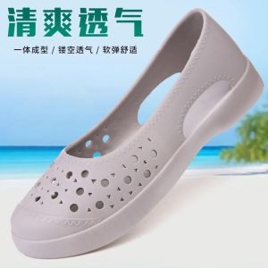 [Free Shipping] New Plastic Sandals For Women Summer Waterproof Hollowed-Out Breathable Thick-Soled Soft-Soled Wear-Resistant Non-Slip Shoes Mom Sandals
