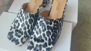 [Free Shipping] Plus-Size WomenS Slippers Fashionable Rhinestone Sandals Comfortable Slip-On Sandals Plus-Size Outdoor Flat Sandals