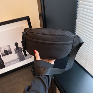 EchoBliss  กระเป๋าสะพายข้างนิ่มสไตล์ญี่ปุ่น ดีไซน์เรียบง่าย มีซิปและช่องเก็บของภายใน ใส่ได้ทั้งวัน