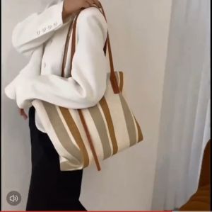 AOR Tote Bag Stripes Wanita Moden & Ringkas Sesuai untuk Kerja dan Jalan-Jalan Modern & Minimalist Women Tote for Work & Outing
