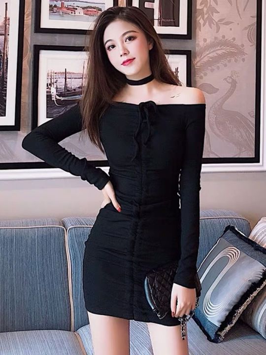 Váy body đen phối ren cổ v sang chảnh V4150 - Thời Trang Tadi