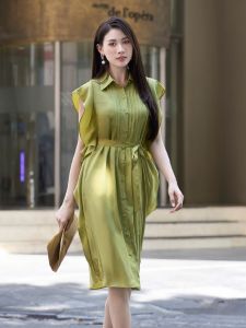 [Voucher 15% MOV 199K cap 100K  Đầm nữ HeraDG thiết kế dáng suông tay bèo thắt đai eo chất liệu Recycle SDCBC3007