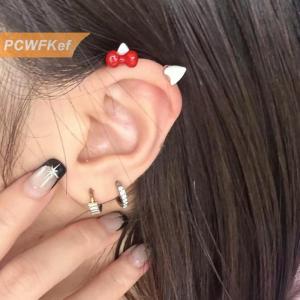 【PCWFKef】 2ชิ้นโบว์หูหัวใจกระดูกเล็บเหล็กไทเทเนียมต่างหูน่ารักสำหรับผู้หญิงเครื่องประดับเจาะเครื่องประดับ